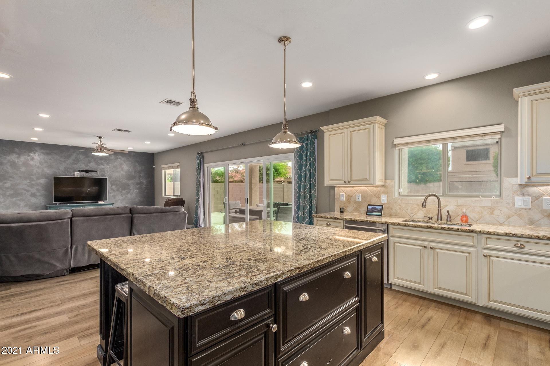 4309 East Folgers Road Phoenix, AZ 85050 - Photo 10 of 37 0015-Folgers-17