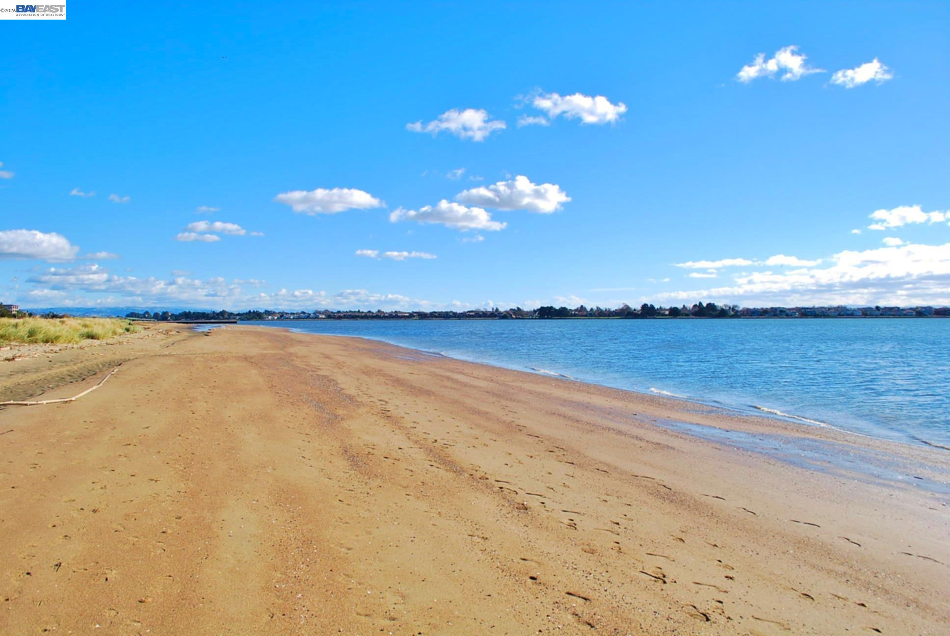 960 Shorepoint Court, Unit 215 Alameda, CA 94501 - Photo 21 of 22 a view of an ocean and beach