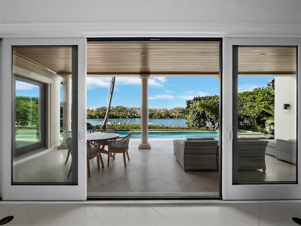 65 Lighthouse Point Drive Longboat Key, FL 34228 - Photo 15 of 90