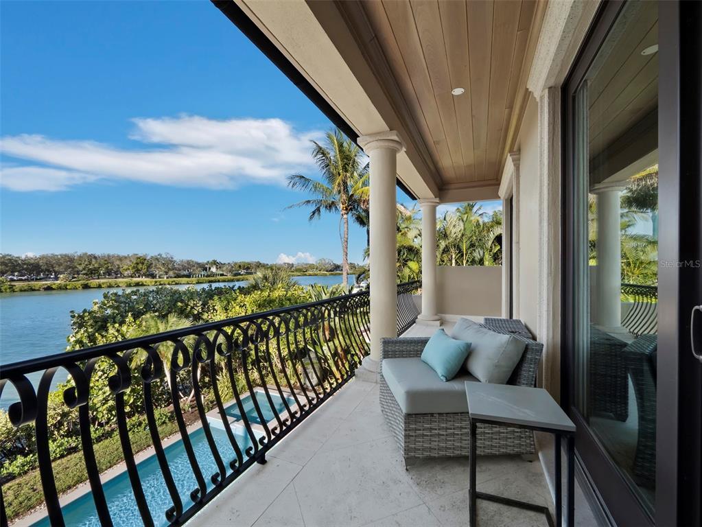 65 Lighthouse Point Drive Longboat Key, FL 34228 - Photo 49 of 90