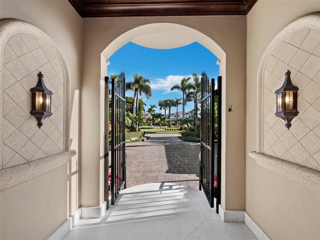 65 Lighthouse Point Drive Longboat Key, FL 34228 - Photo 71 of 90