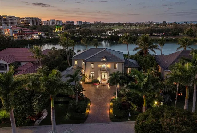 $7,999,000 | 65 Lighthouse Point Drive, Longboat Key, FL 34228