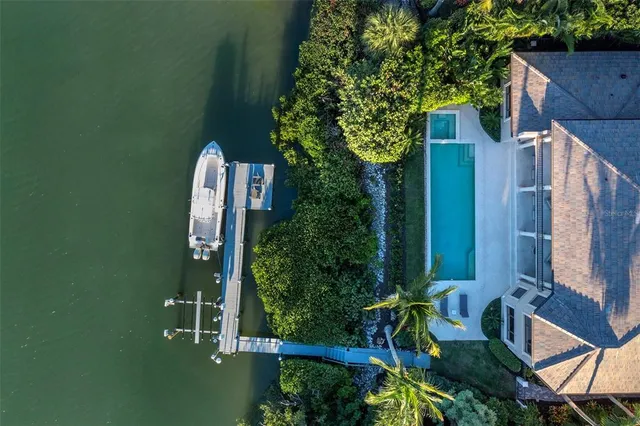 $7,999,000 | 65 Lighthouse Point Drive, Longboat Key, FL 34228