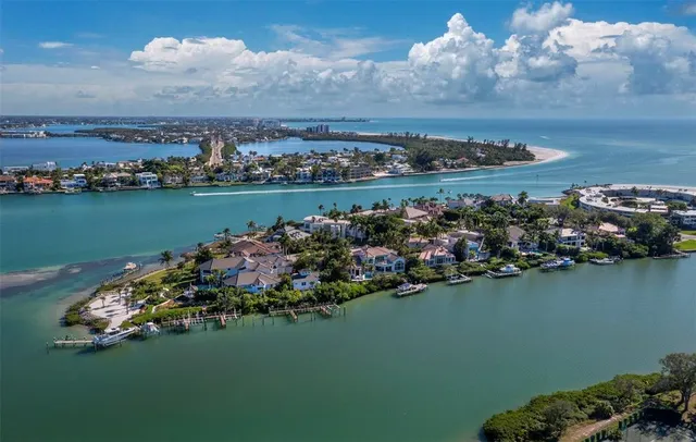 $7,999,000 | 65 Lighthouse Point Drive, Longboat Key, FL 34228