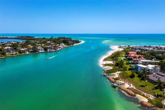 $7,999,000 | 65 Lighthouse Point Drive, Longboat Key, FL 34228