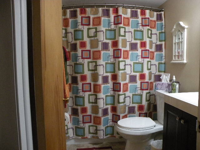 125 East Holmes Road Lansing, MI 48910 - Photo 34 of 49 31387350-35.JPG