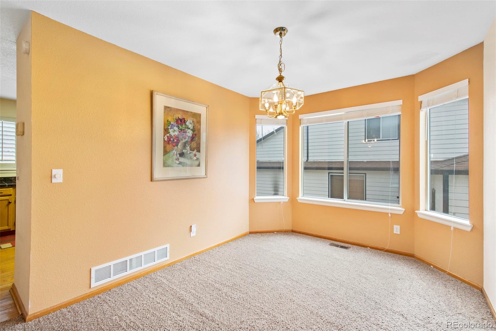 10056 Silver Maple Road Highlands Ranch, CO 80129 - Photo 5 of 33 Gallery Image 5