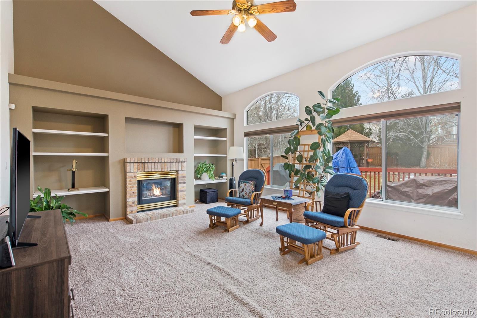 10056 Silver Maple Road Highlands Ranch, CO 80129 - Photo 8 of 33 Gallery Image 8