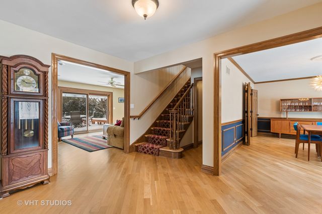 $750,000 | 108 Fallstone Drive, Lincolnshire, IL 60045