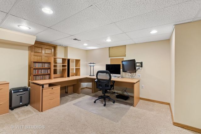 $750,000 | 108 Fallstone Drive, Lincolnshire, IL 60045