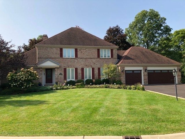 $750,000 | 108 Fallstone Drive, Lincolnshire, IL 60045