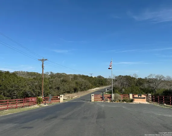 $599,000 | 129 Stallion Estates Drive, Spring Branch, TX 78070