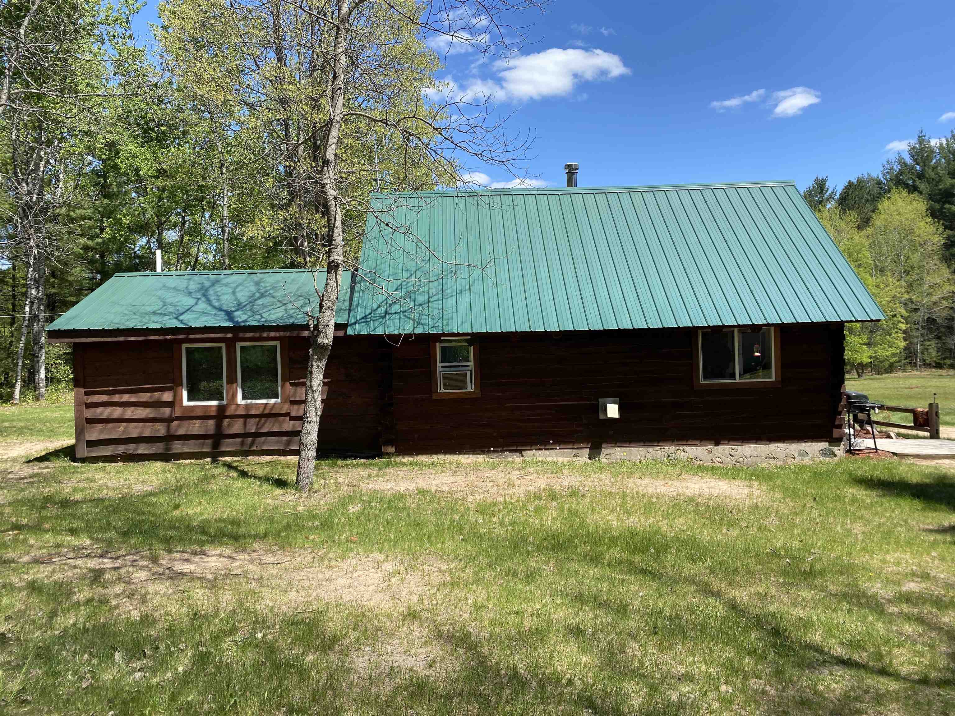 12463 Mueller Road Southwest Fife Lake, MI 49633 - Photo 7 of 92 1900135-6.JPG