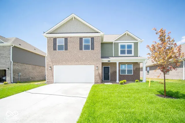 $2,300 | 5778 Aleppo Lane, Greenwood, IN 46143