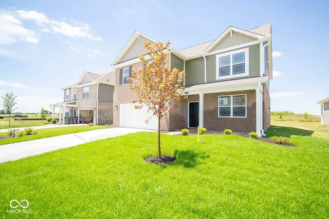 $2,300 | 5778 Aleppo Lane, Greenwood, IN 46143