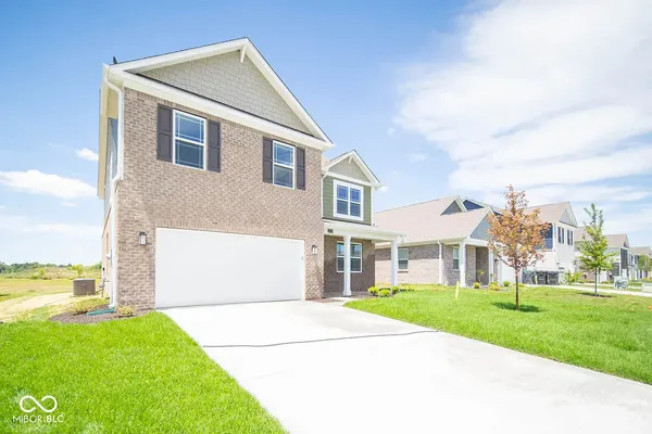 $2,300 | 5778 Aleppo Lane, Greenwood, IN 46143