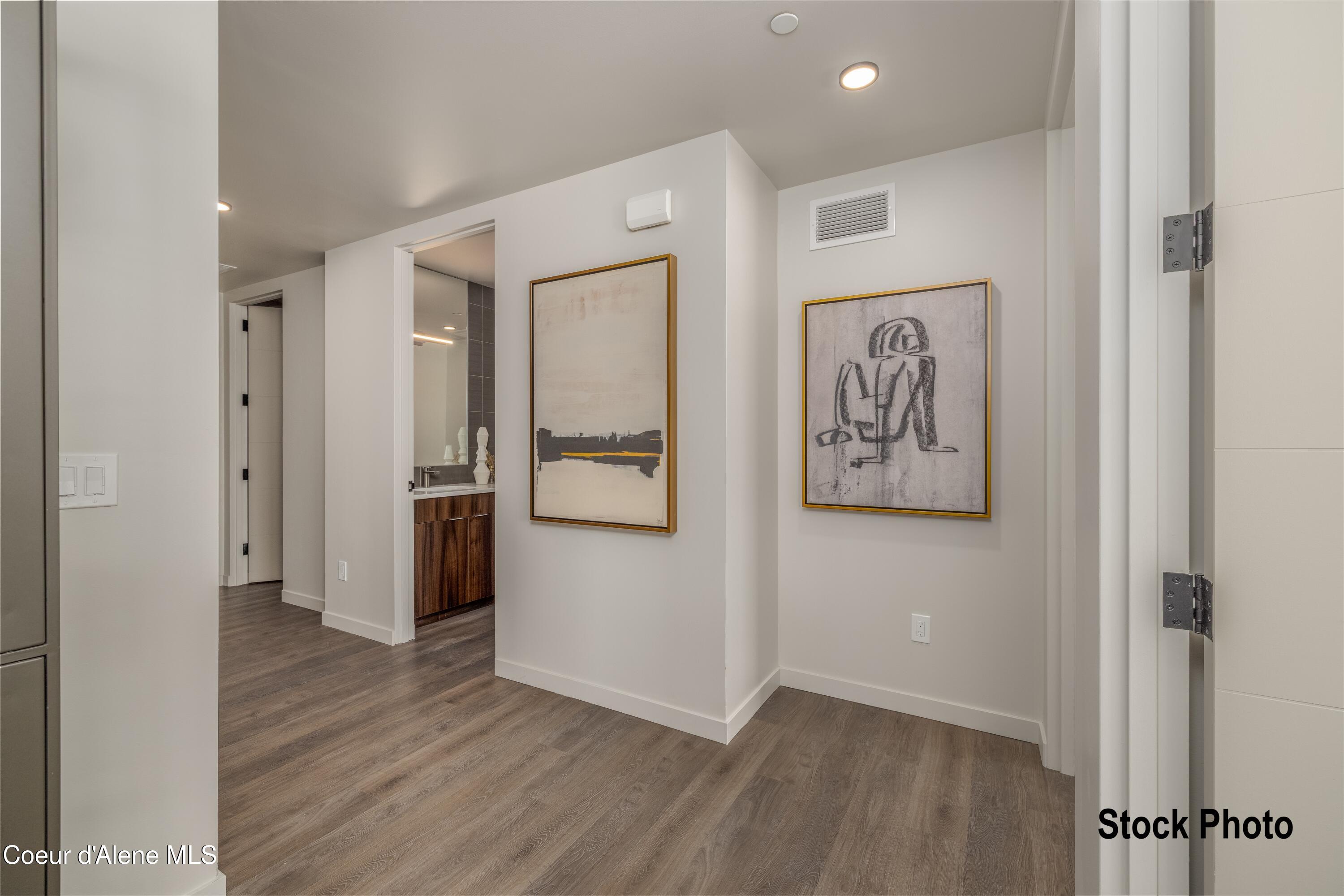 116 South 3rd Street, Unit 1104 Coeur D'Alene, ID 83814 - Photo 19 of 45 2 Entry Unit 401 Stock Photo