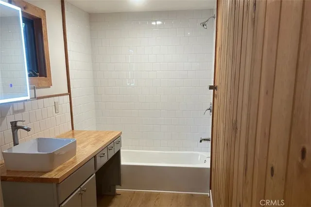 $2,100 | 476 Redwood Drive, Crestline, CA 92325