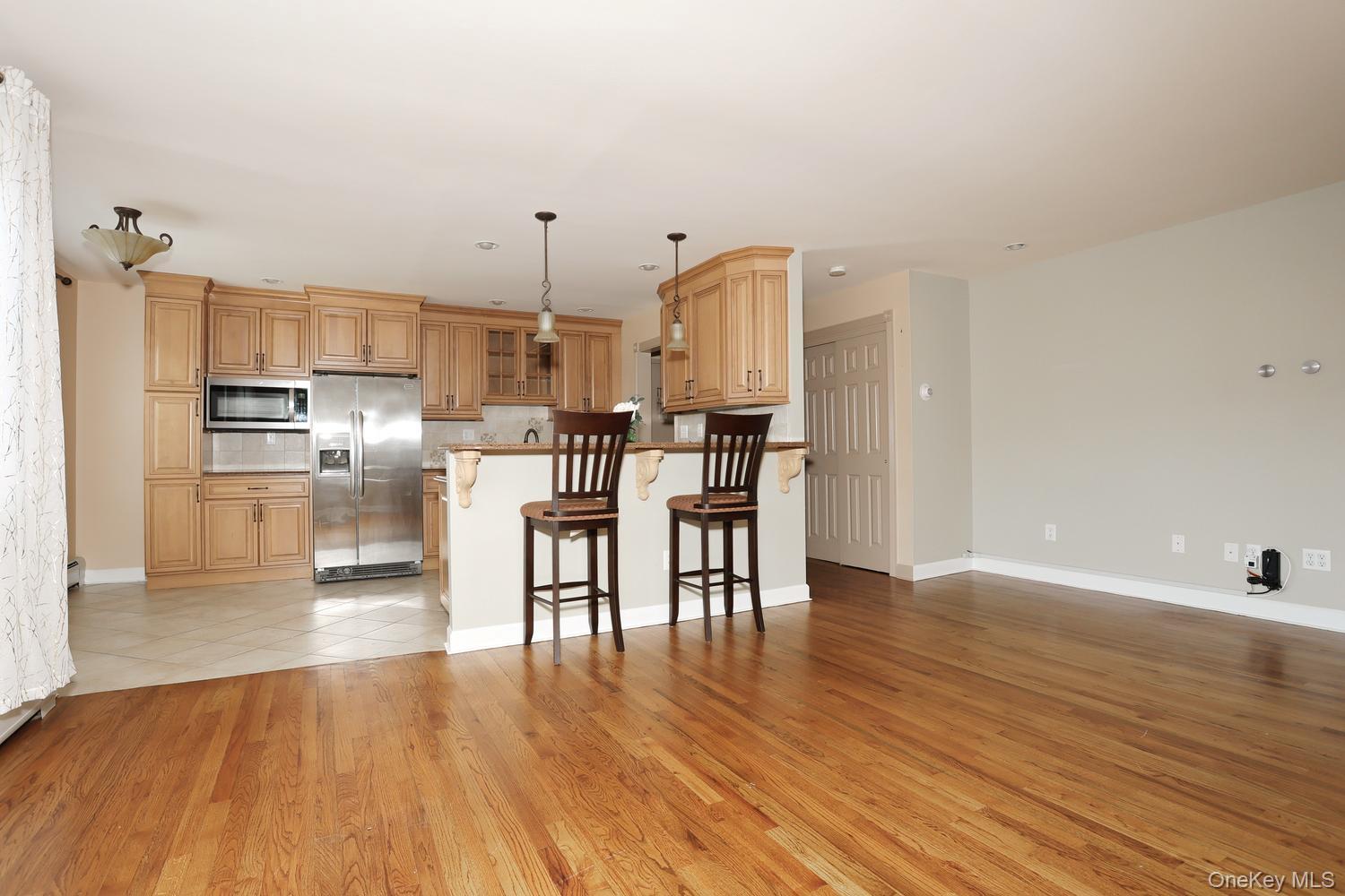 231 North Middletown Road, Unit H Pearl River, NY 10965 - Photo 2 of 25