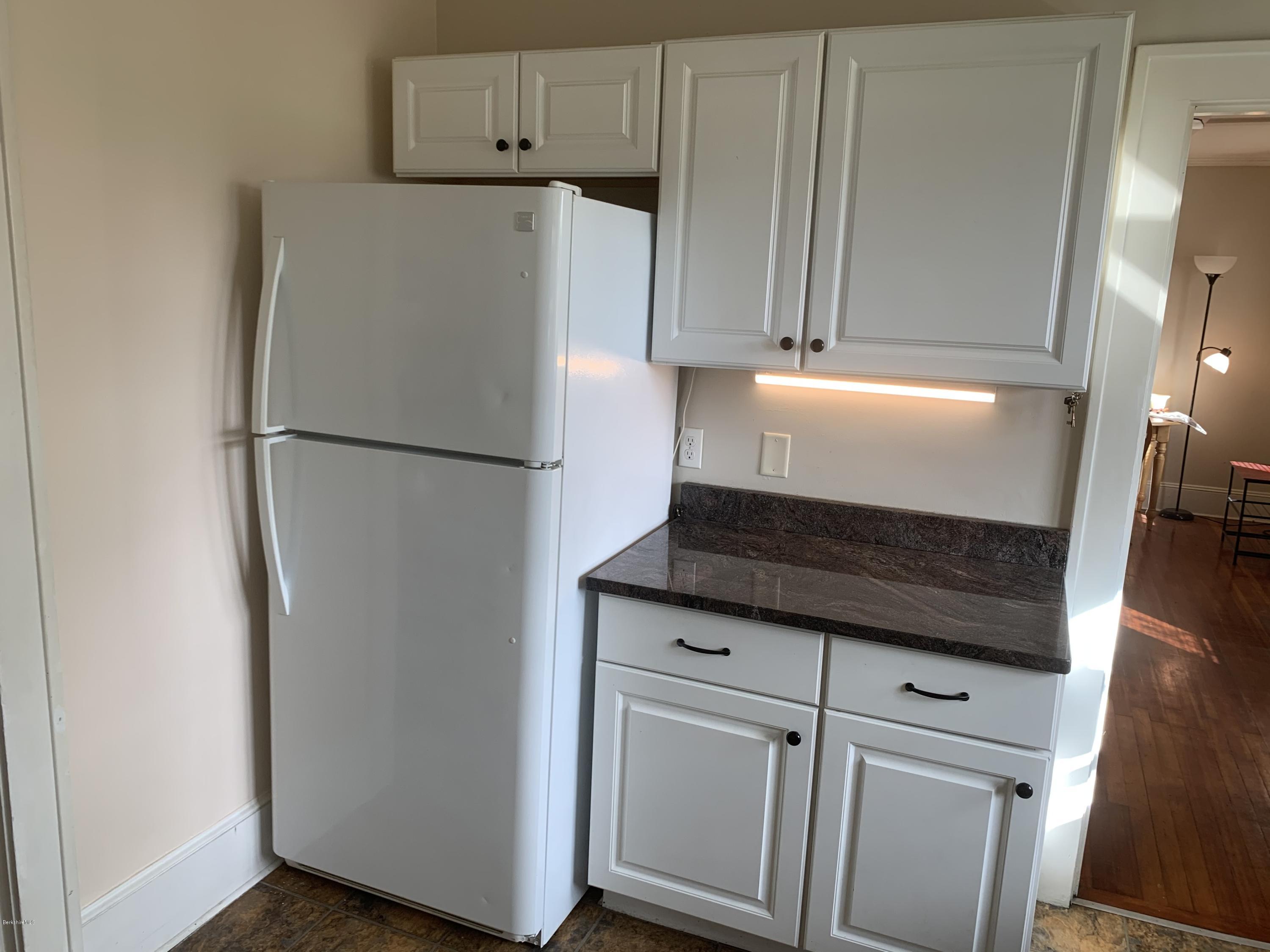 163 Cheshire Road Pittsfield, MA 01201 - Photo 24 of 45 Kitchen