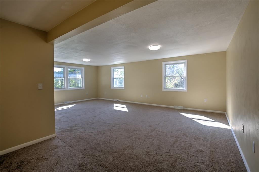 281 West Newton Road Elizabeth, PA 15037 - Photo 14 of 18 Gallery Image 14