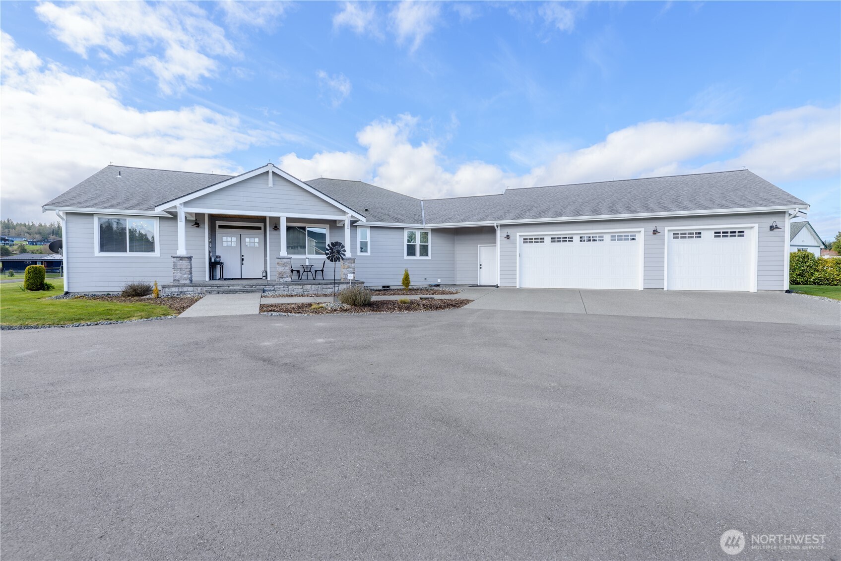 213 Roman Road Port Angeles, WA 98362 - Photo 3 of 40 Gallery Image 3