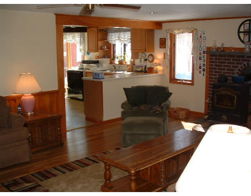 32 Oakwood Road Brimfield, MA 01010 - Photo 16 of 24 Gallery Image 16