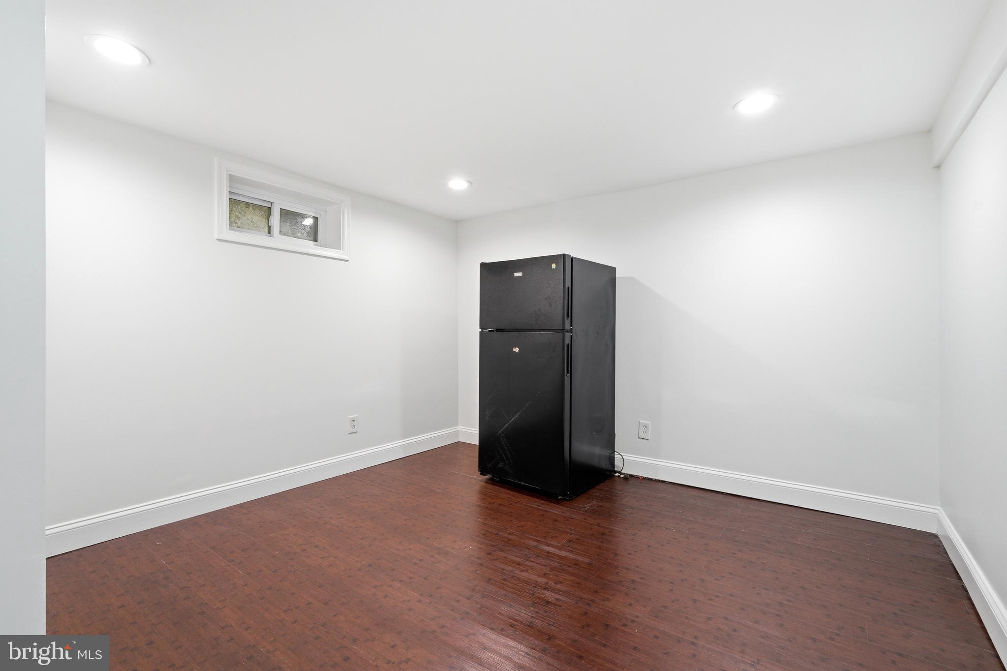 10813 Jewett Street Silver Spring, MD 20902 - Photo 26 of 36