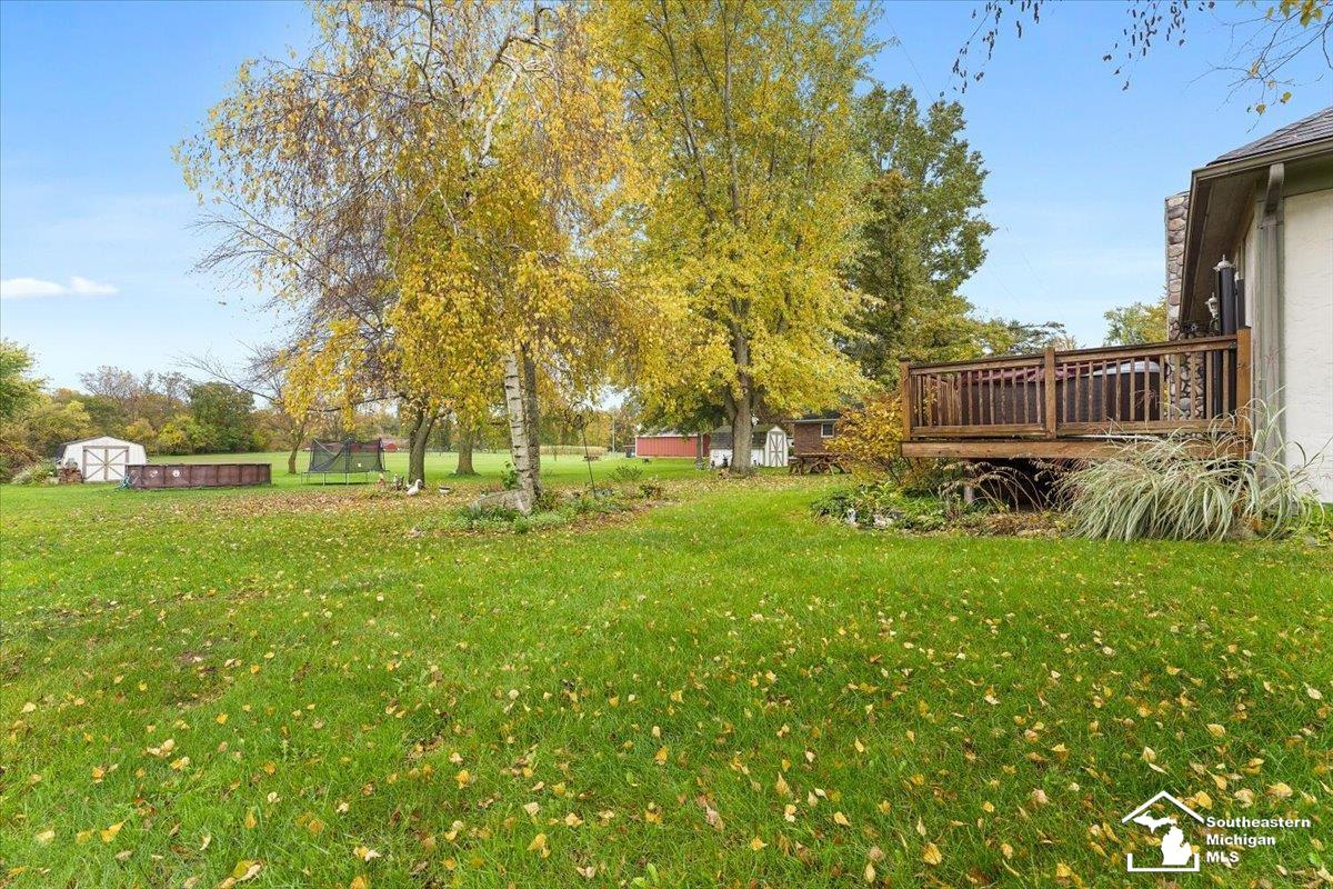 22077 Middlebelt Road New Boston, MI 48164 - Photo 29 of 41