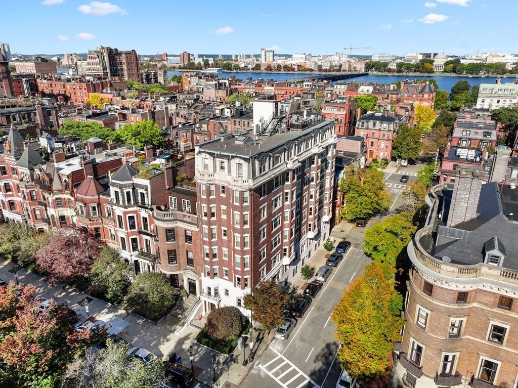 311 Commonwealth Avenue, Unit 41 Boston, MA 02115 - Photo 27 of 31 a view of a city and tall buildings