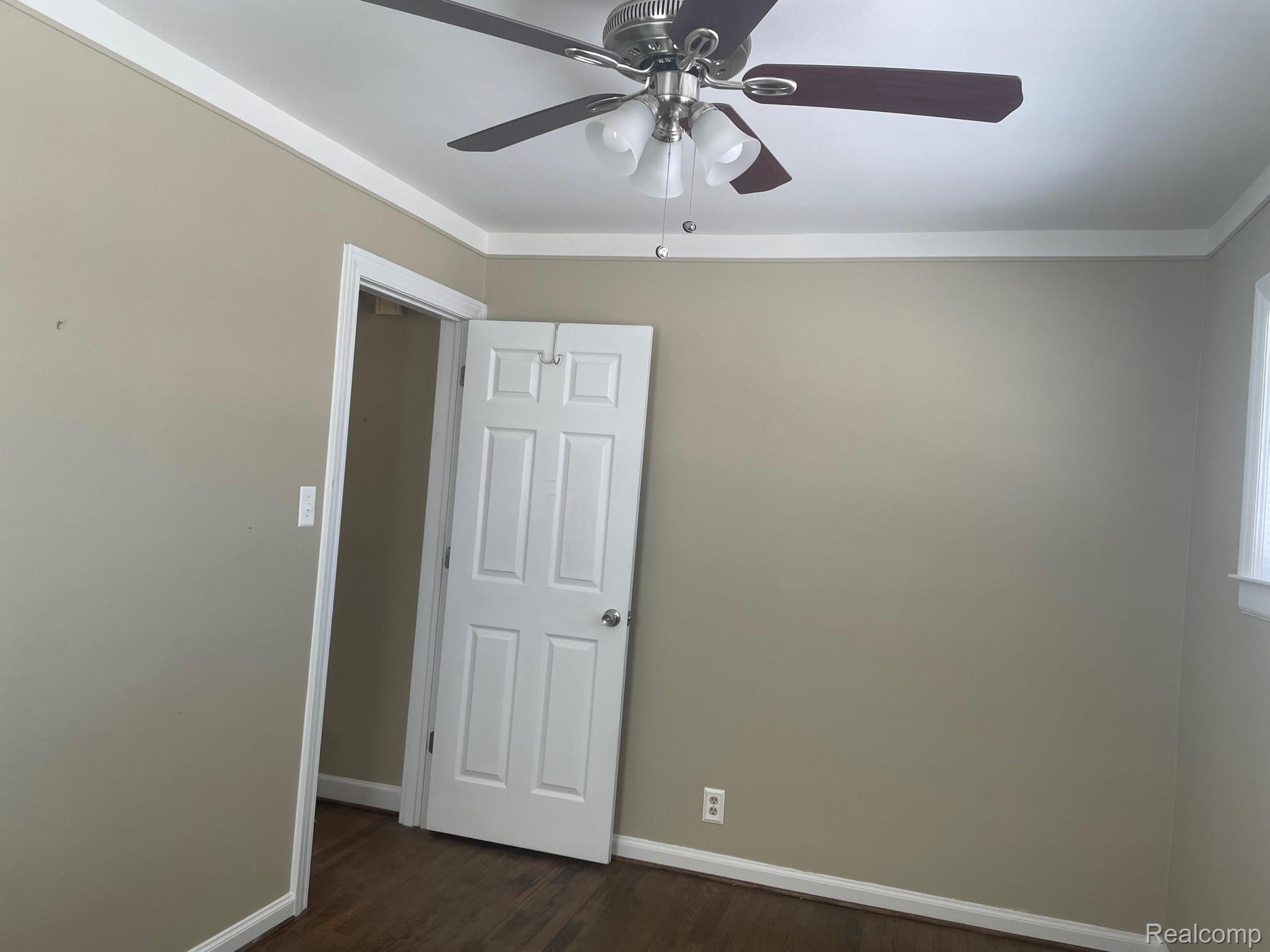 3531 Durham Road Royal Oak, MI 48073 - Photo 9 of 20 IMG_8062.jpg