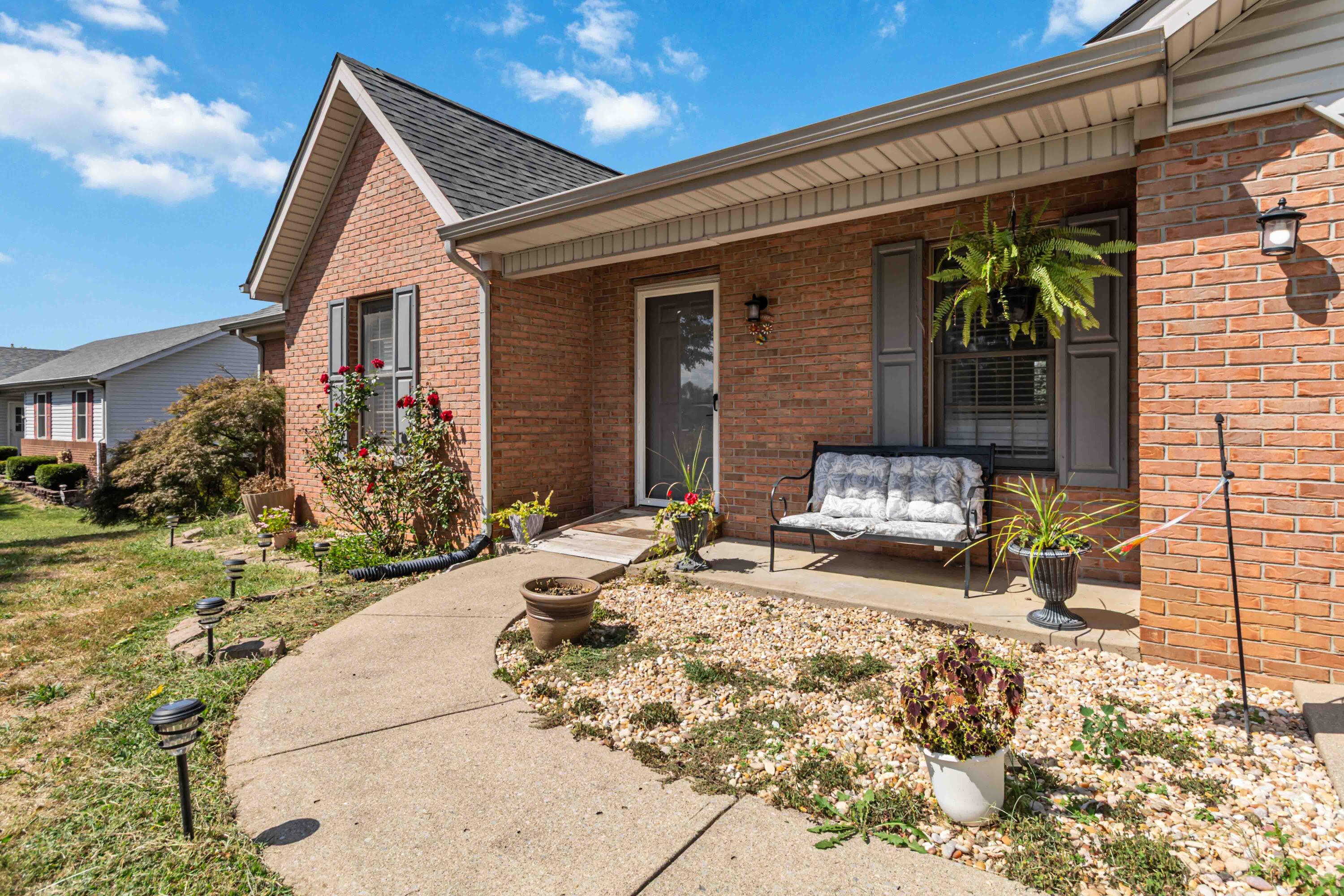 1652 Patterson Branch Road Somerset, KY 42503 - Photo 5 of 44 004