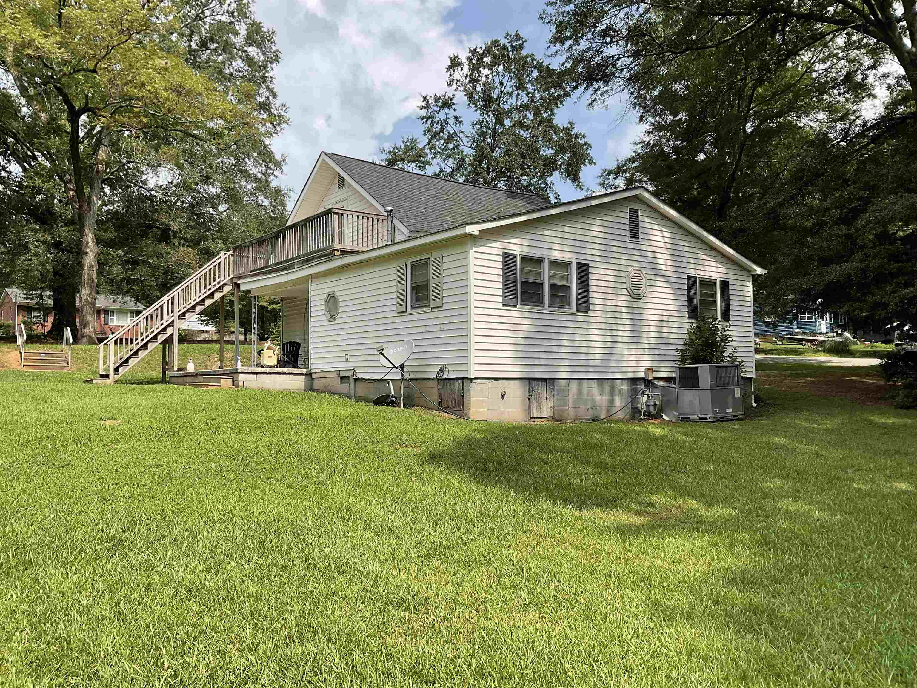 302 East Nott Street Gaffney, SC 29340 - Photo 2 of 19