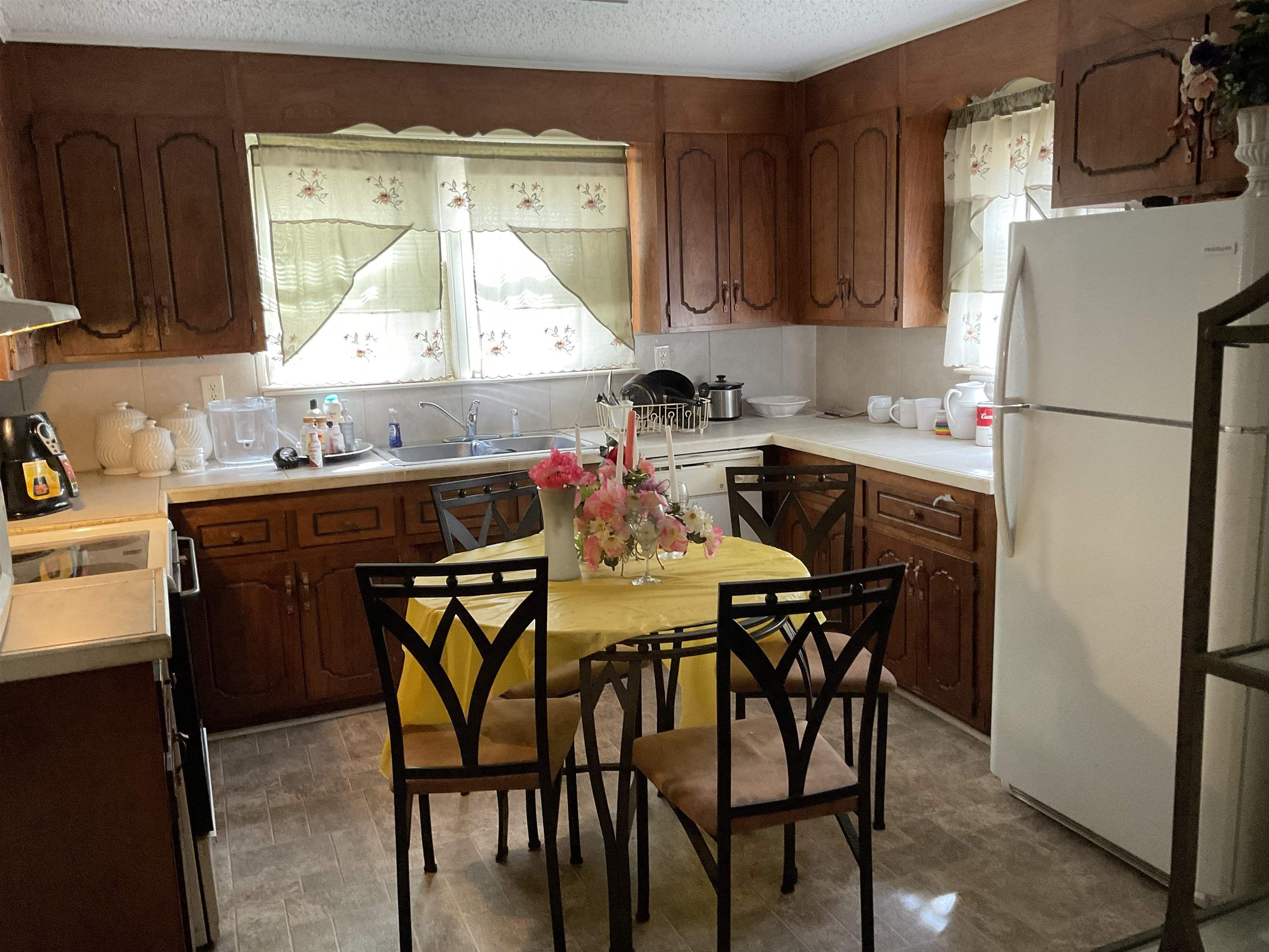 302 East Nott Street Gaffney, SC 29340 - Photo 9 of 19