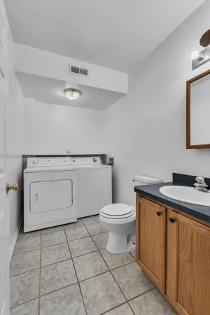 $698,900 | 665-667 Vine Court, Ann Arbor, MI 48103