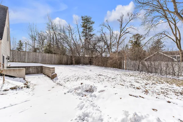 $698,900 | 665-667 Vine Court, Ann Arbor, MI 48103