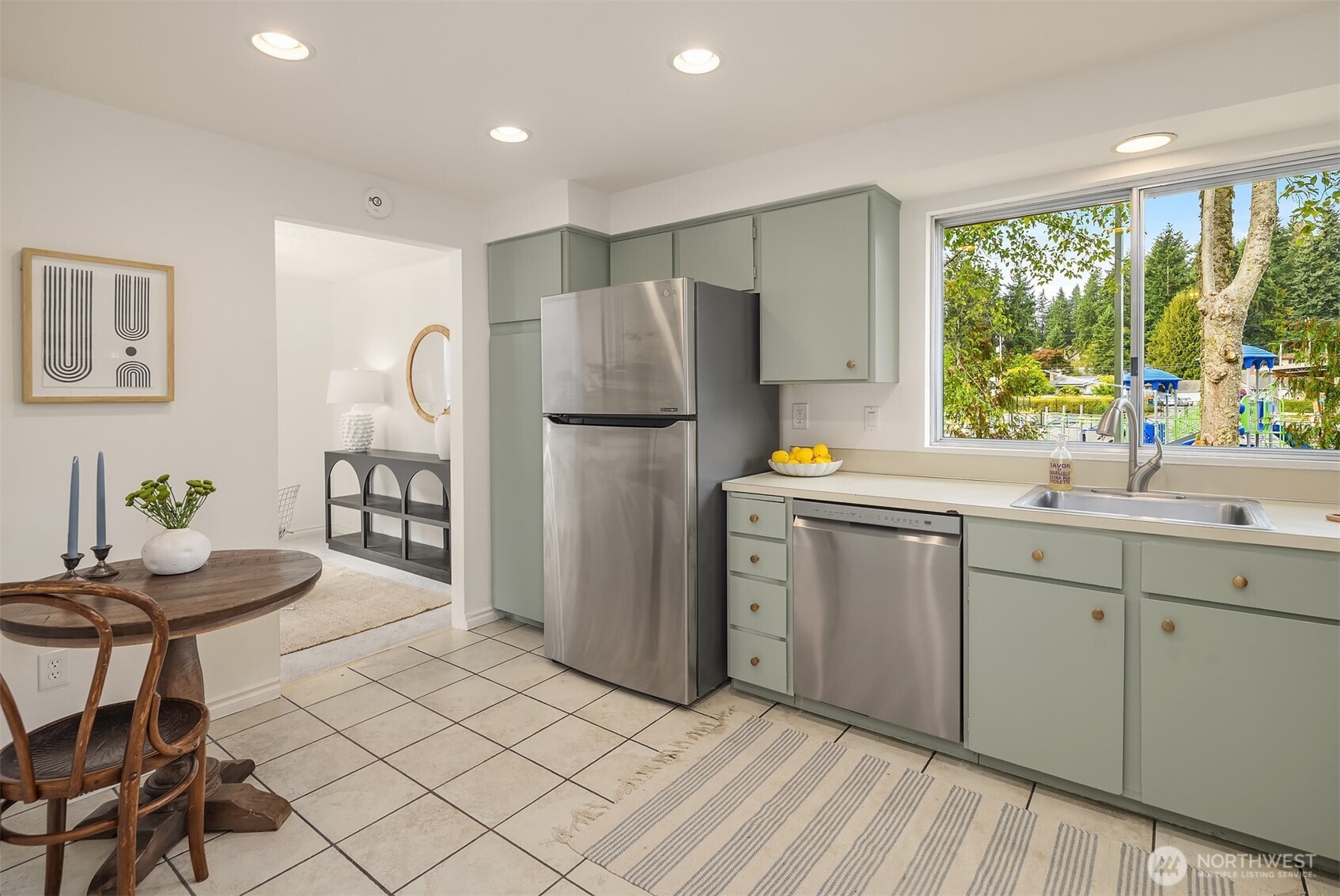 2007 North 153rd Place Shoreline, WA 98133 - Photo 11 of 22