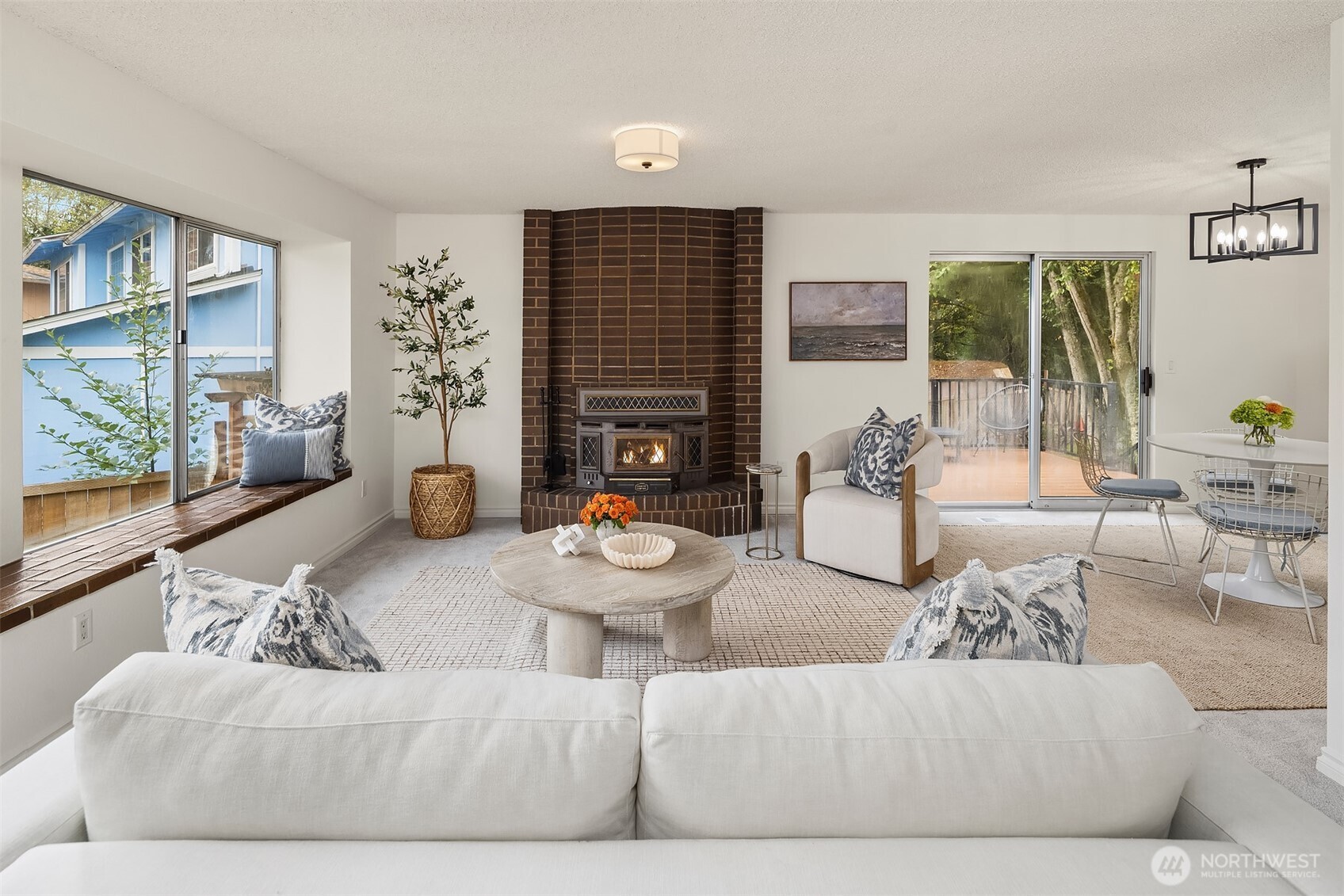 2007 North 153rd Place Shoreline, WA 98133 - Photo 4 of 22