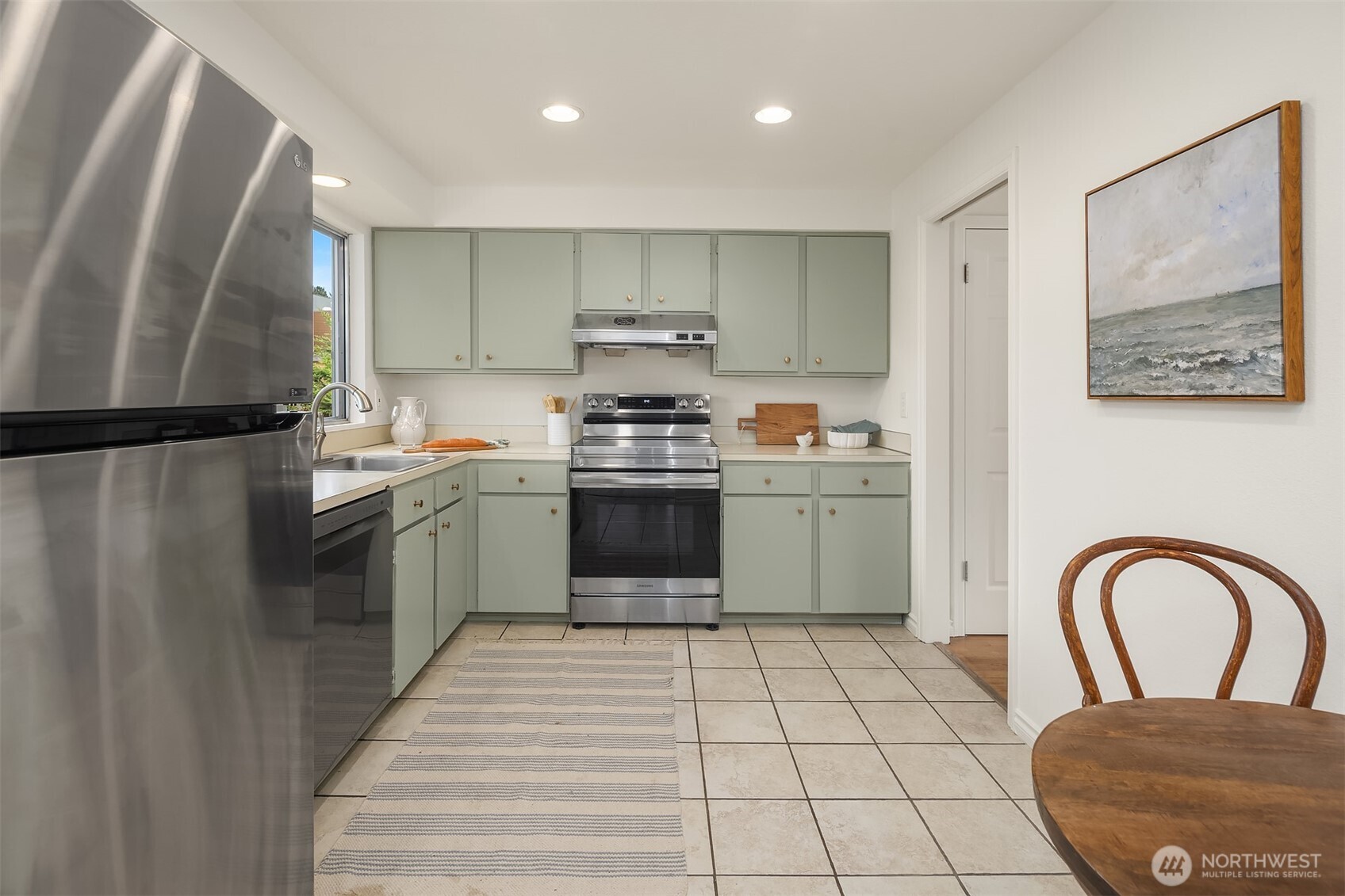 2007 North 153rd Place Shoreline, WA 98133 - Photo 9 of 22