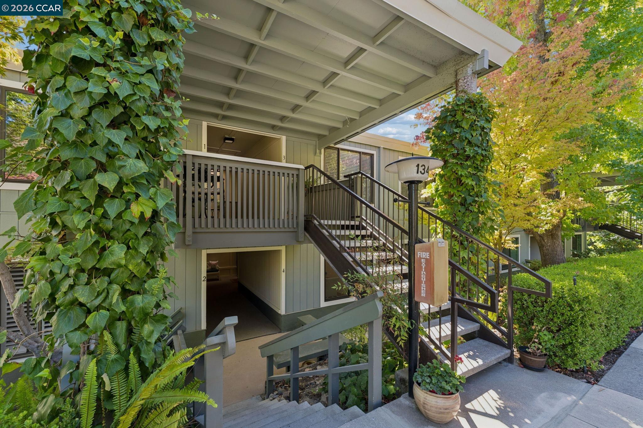 1349 Running Springs Road, Unit 4 Walnut Creek, CA 94595 - Photo 2 of 52 Gallery Image 2
