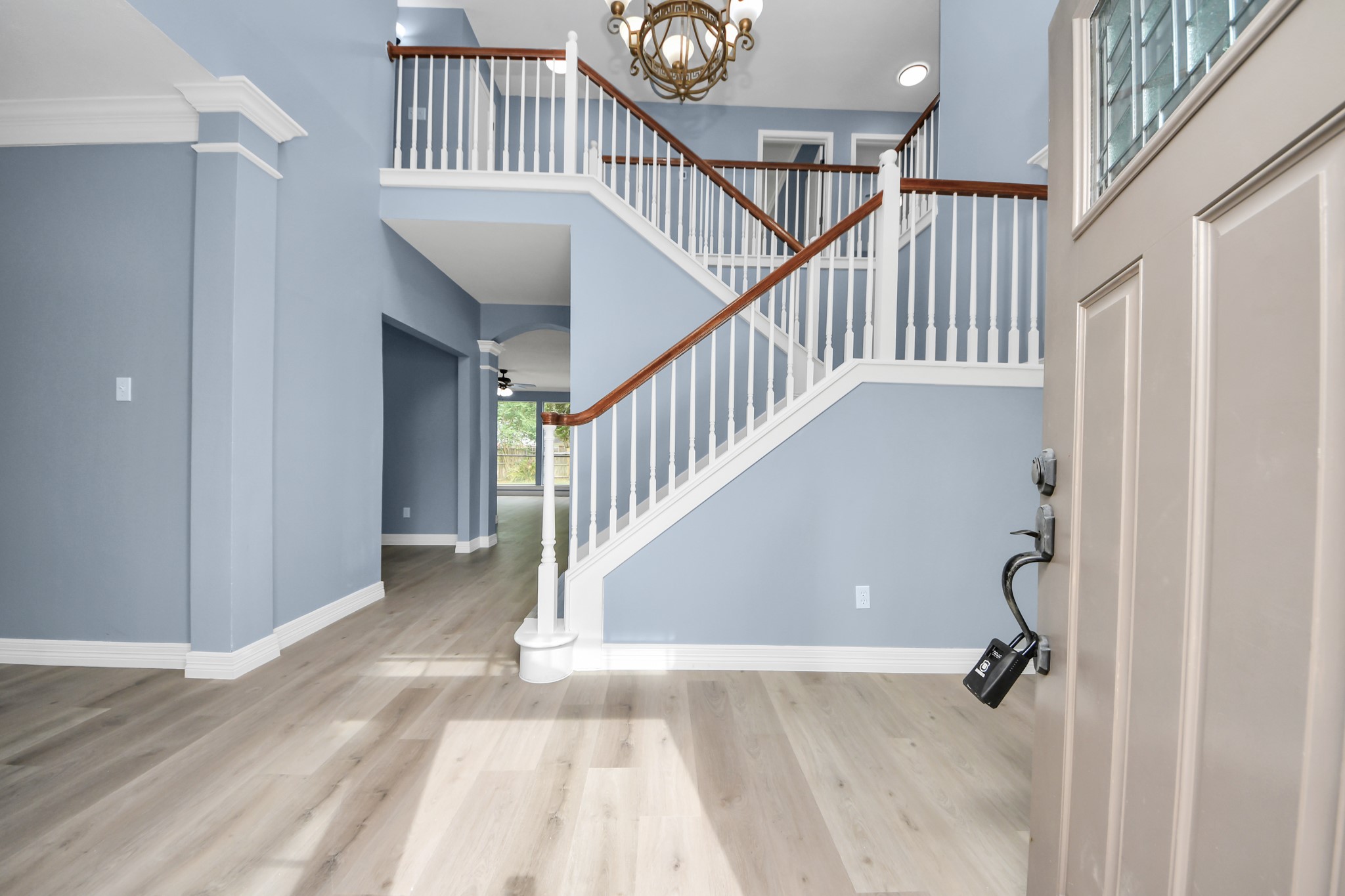 16203 Broken Timber Circle Houston, TX 77095 - Photo 3 of 45
