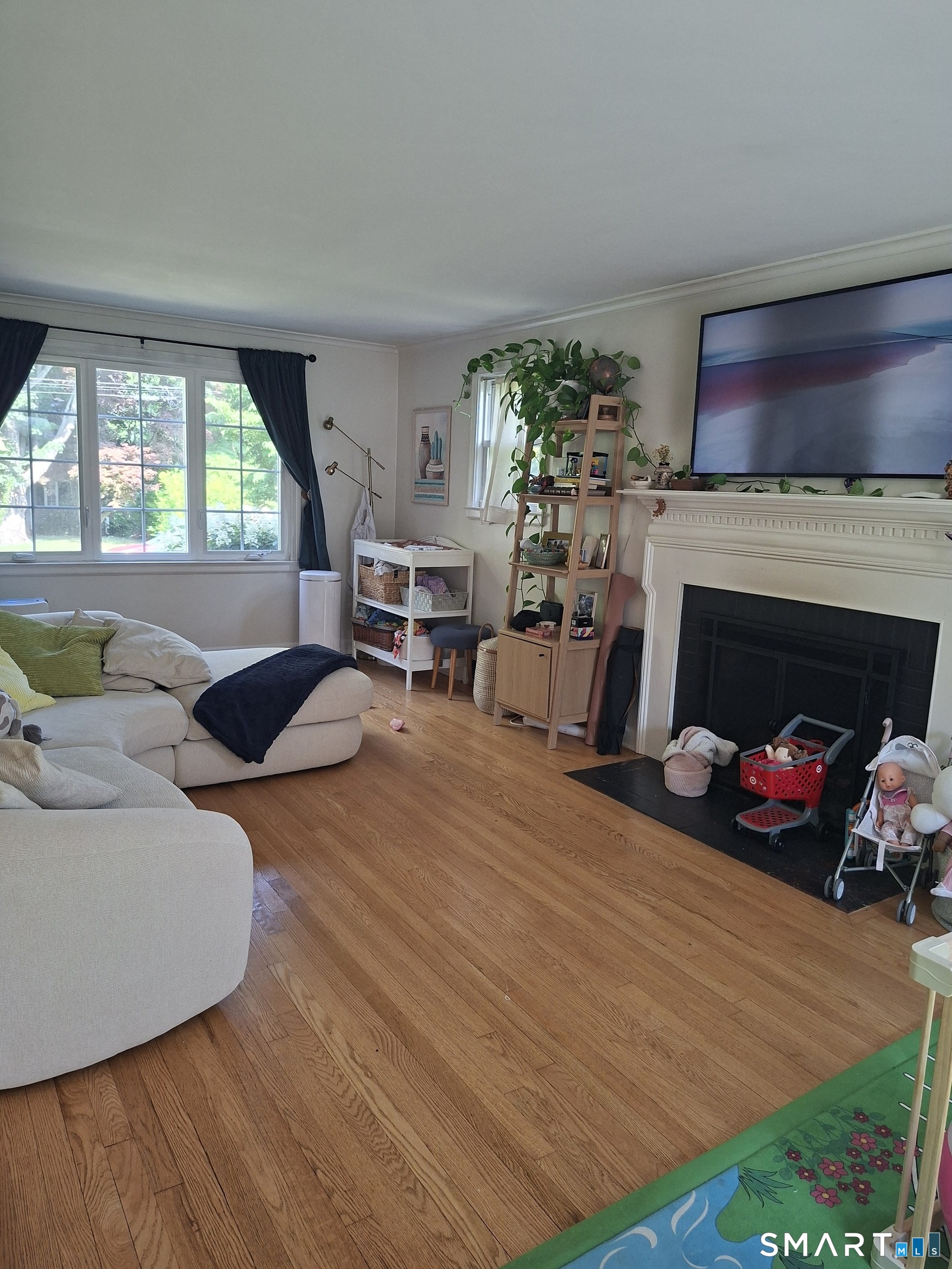43 Ruscan Road Wethersfield, CT 06109 - Photo 15 of 26 Gallery Image 15