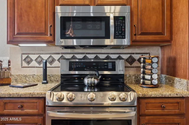 $8,000 | 4002 West Questa Drive, Glendale, AZ 85310