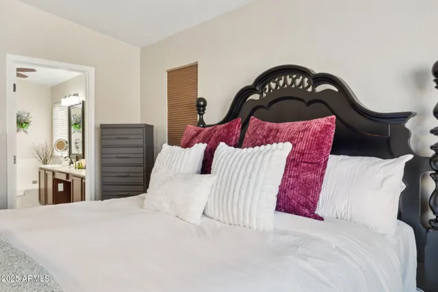 $8,000 | 4002 West Questa Drive, Glendale, AZ 85310