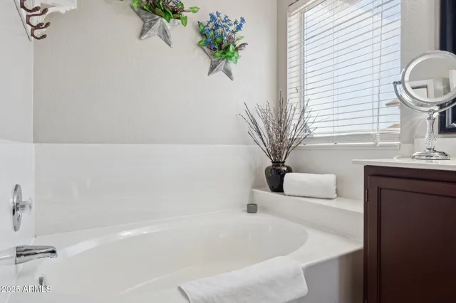 $8,000 | 4002 West Questa Drive, Glendale, AZ 85310