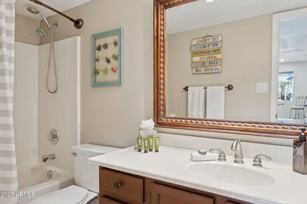 $8,000 | 4002 West Questa Drive, Glendale, AZ 85310