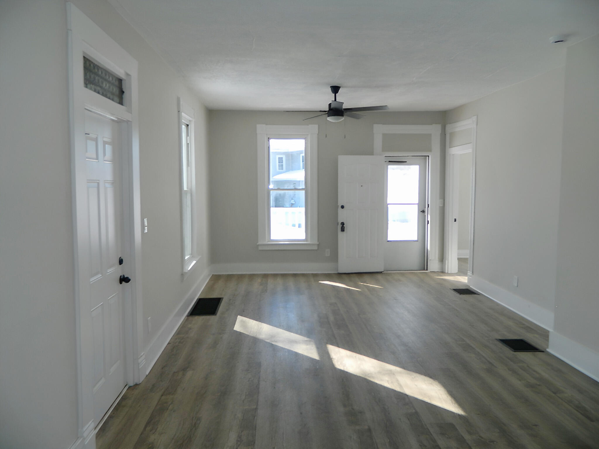 802 Warder Street Springfield, OH 45503 - Photo 10 of 18 DSCN5394