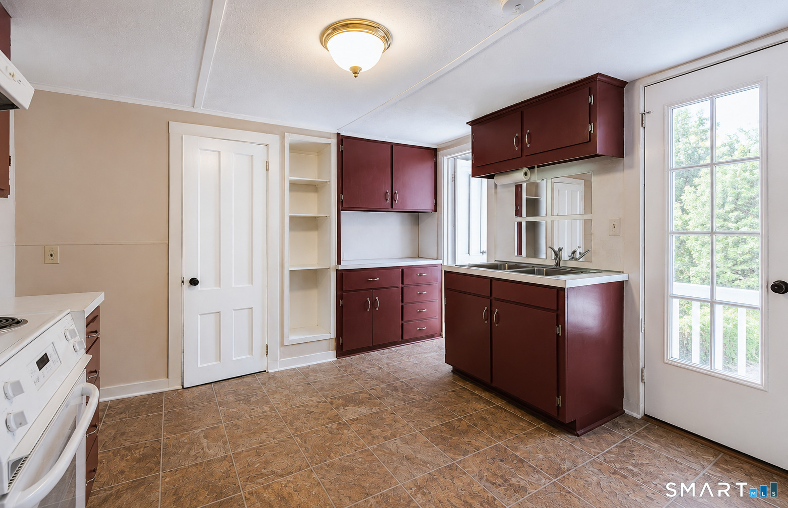 356 Main Street, Unit 3 Wallingford, CT 06492 - Photo 5 of 10