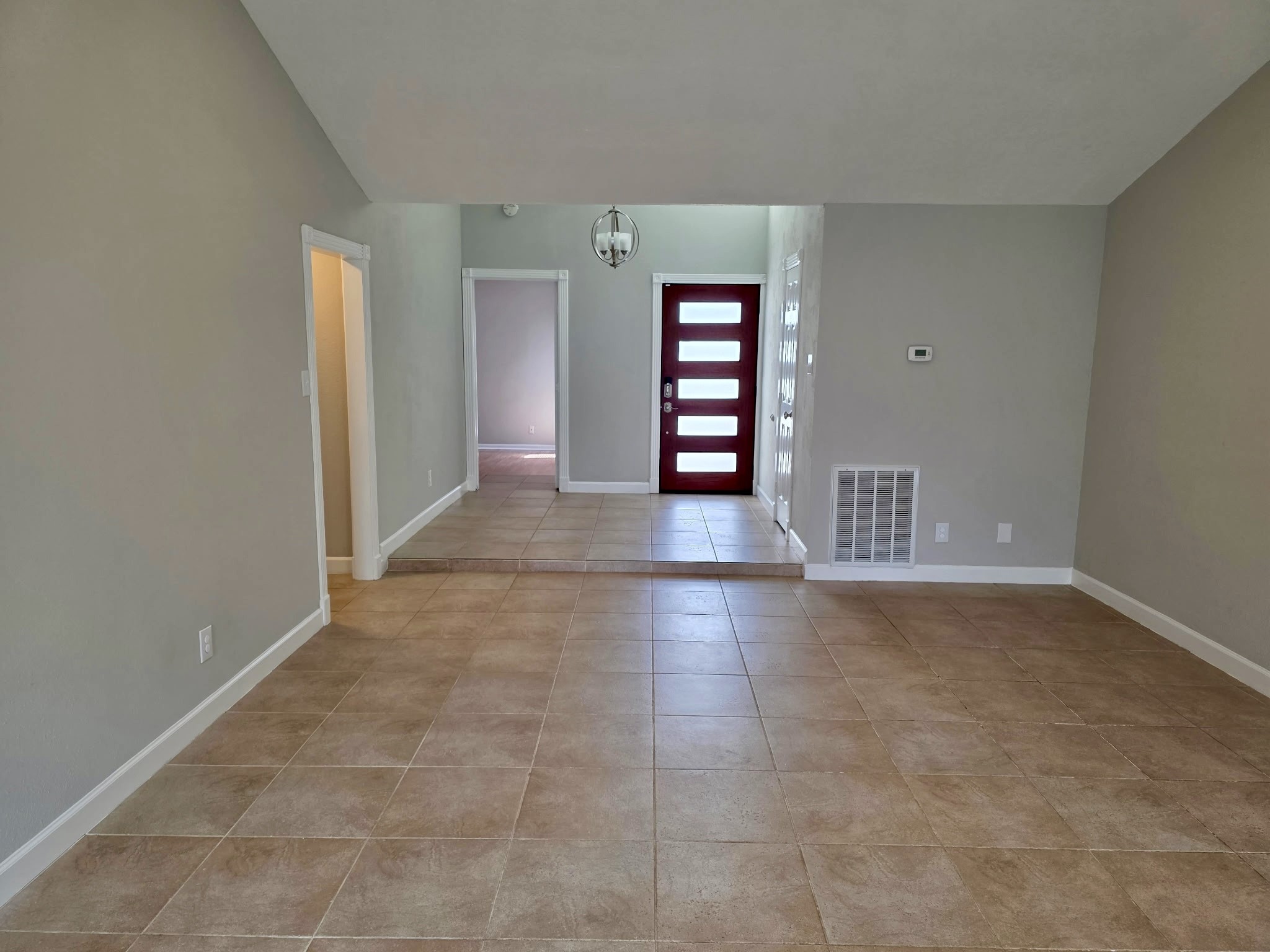 16007 Mill Point Drive Houston, TX 77059 - Photo 15 of 38