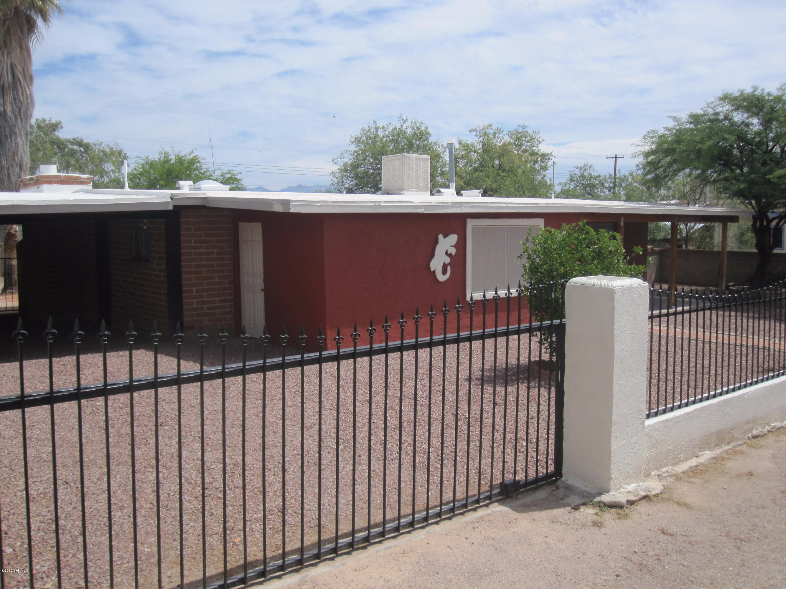 2722 West Roadrunner Road Tucson, AZ 85746 - Photo 5 of 39 Gallery Image 5